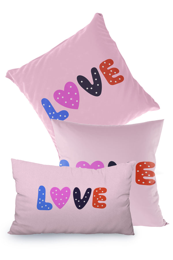Pembe Love Yazılı Kırlent Kılıfı
