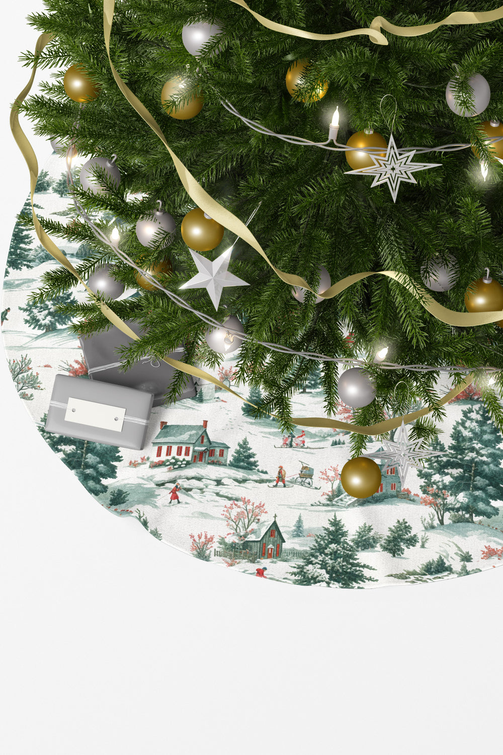 Beyaz Kış Manzaralı Yılbaşı Çam Ağacı Örtüsü