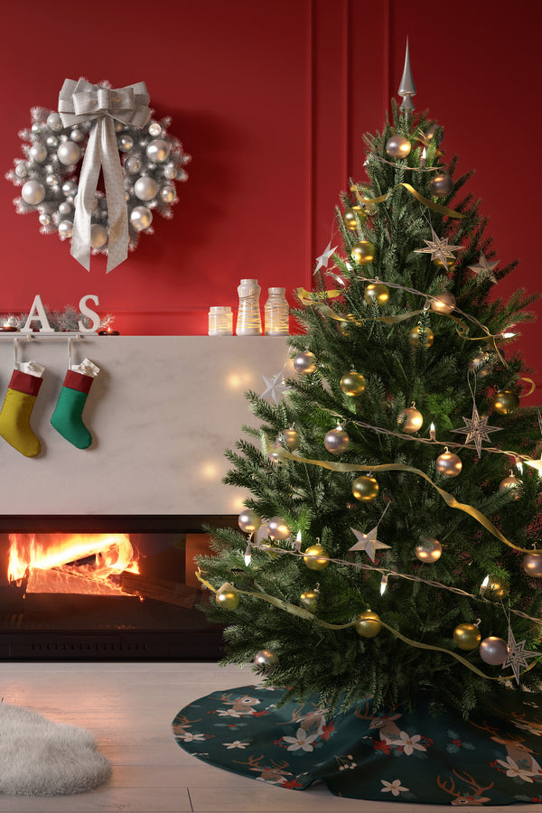 Yeşil Geyik Desenli Yılbaşı Çam Ağacı Örtüsü