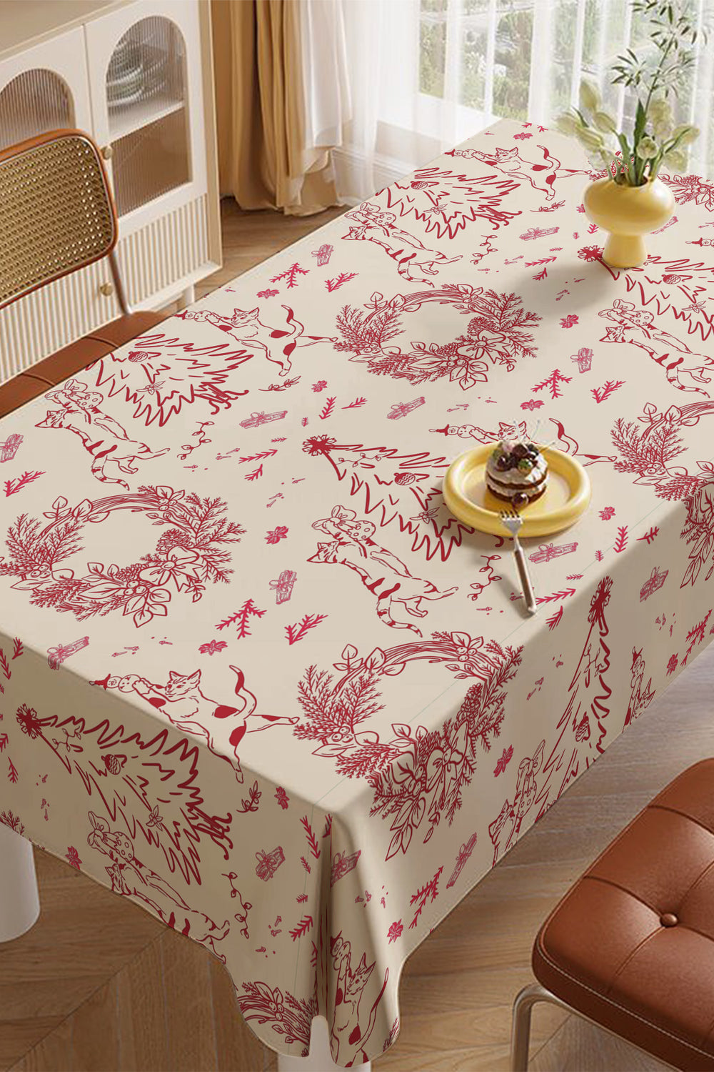 Noel Temalı Kırmızı Kedi ve Çam Ağacı Desenli Yılbaşı Masa Örtüsü