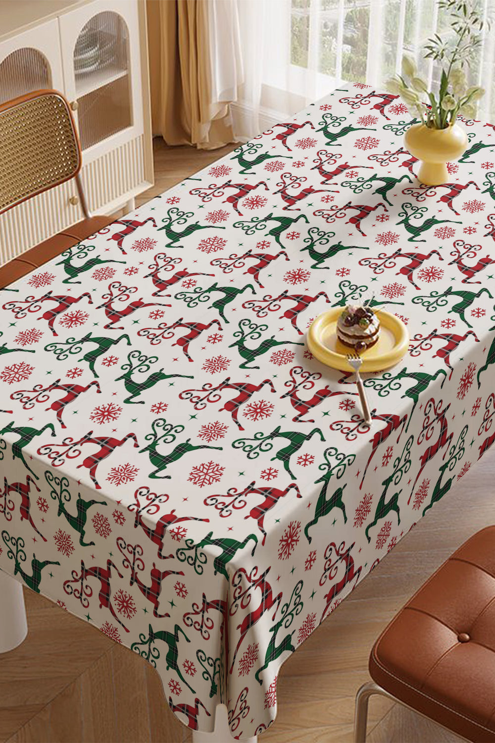 Noel Temalı Geyik Desenli Yılbaşı Masa Örtüsü
