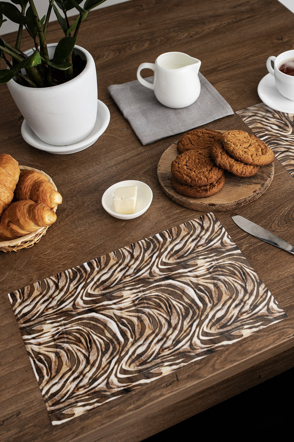 Kahverengi Zebra Desenli Tek'li Supla Amerikan Servisi