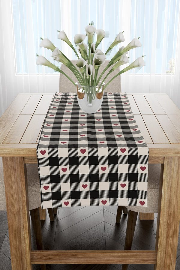 Kırmızı Siyah Kare Kalp Desenli Runner 40x140cm