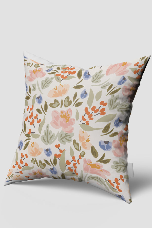 Krem Sevimli Kır Çiçeği Desenli Kırlent Kılıfı