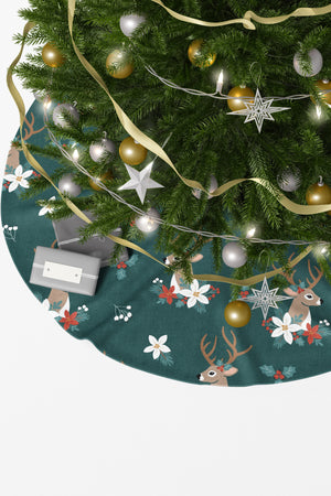 Yeşil Geyik Desenli Yılbaşı Çam Ağacı Örtüsü